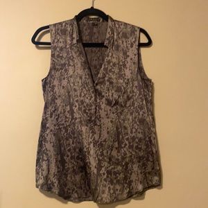 Theory Sinclaire smokescreen silk blouse